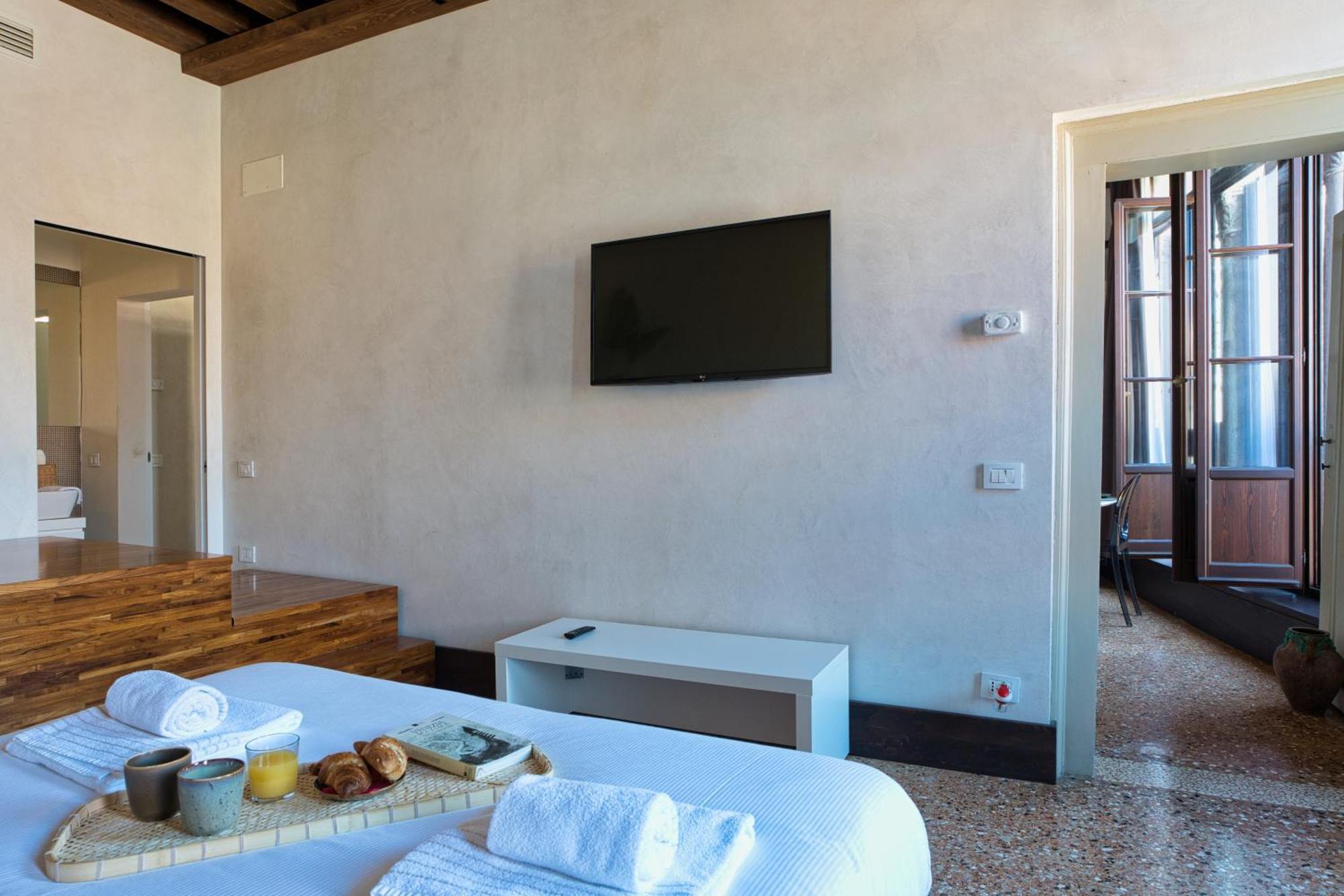 Appartement Dream - Il Piu Centrale, Idromassaggio In Camera, Ascensore - 10 Min Da Rialto E San Marco